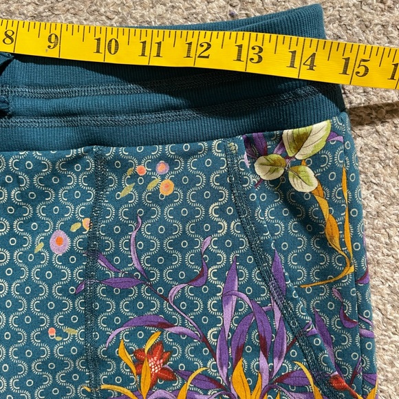 Johnny Was Aran French Terry Joggers - Picture 5 of 6